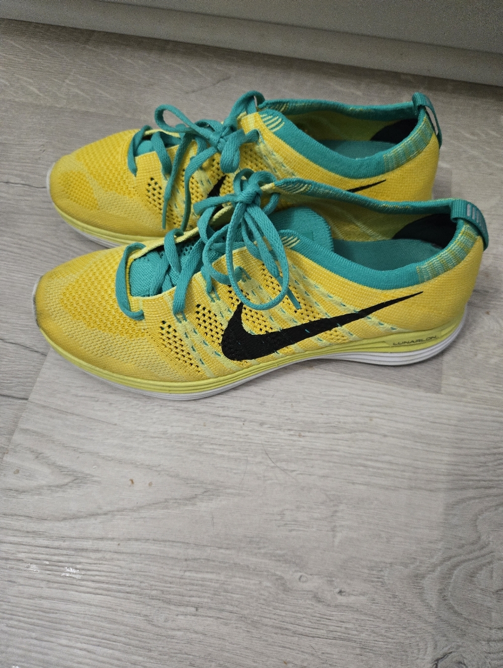 Nike Flyknit Lunar 1+ Atheletic Running Shoes Women's Size 8